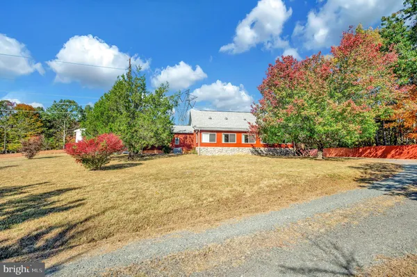 $449,000 | 3856 Rapidan Hills Drive, Locust Grove, VA 22508