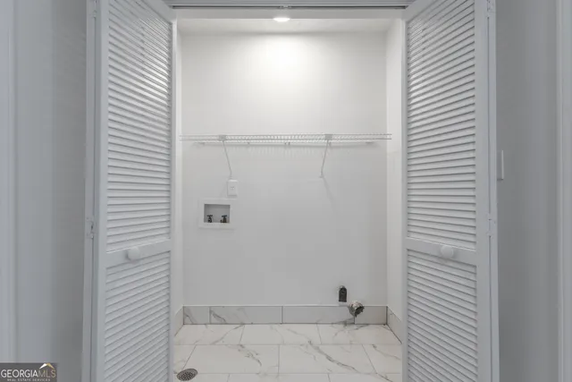 a bathroom with a bathtub