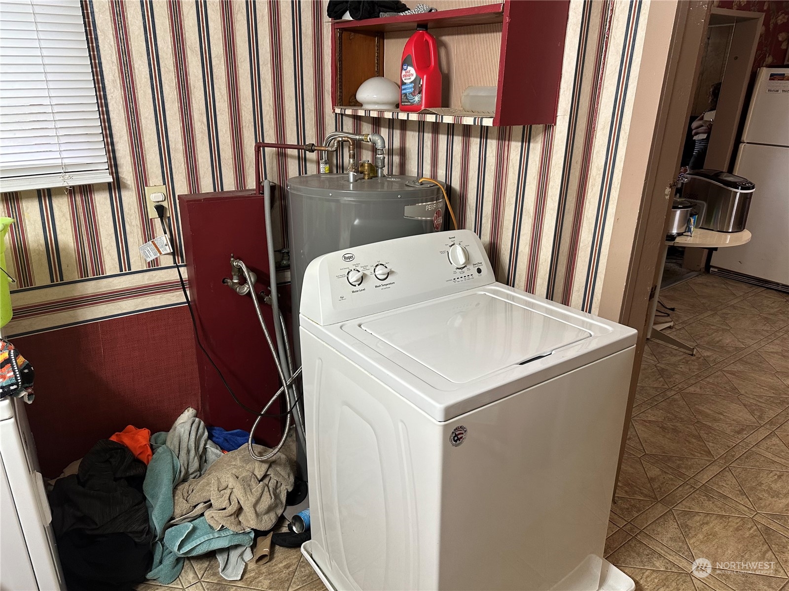 2514 Harrison Avenue Everett, WA 98201 - Photo 12 of 24