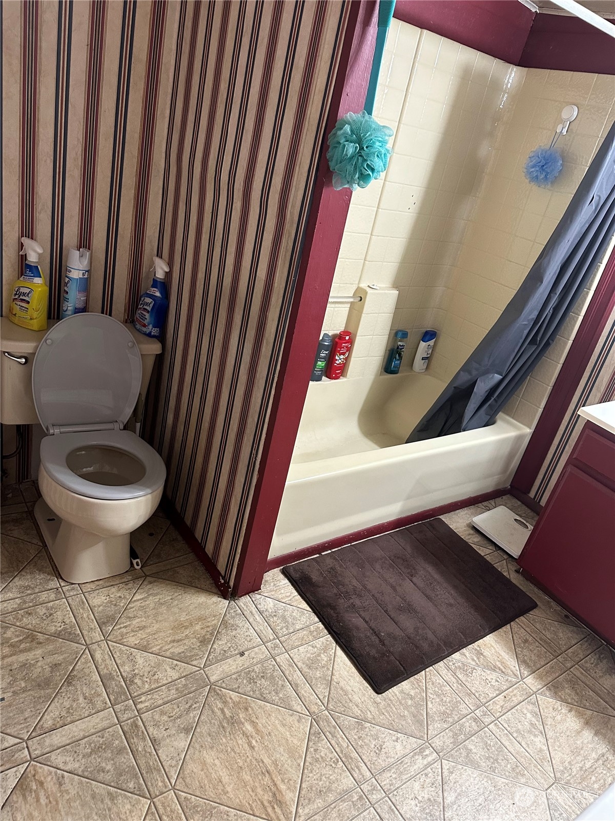 2514 Harrison Avenue Everett, WA 98201 - Photo 13 of 24