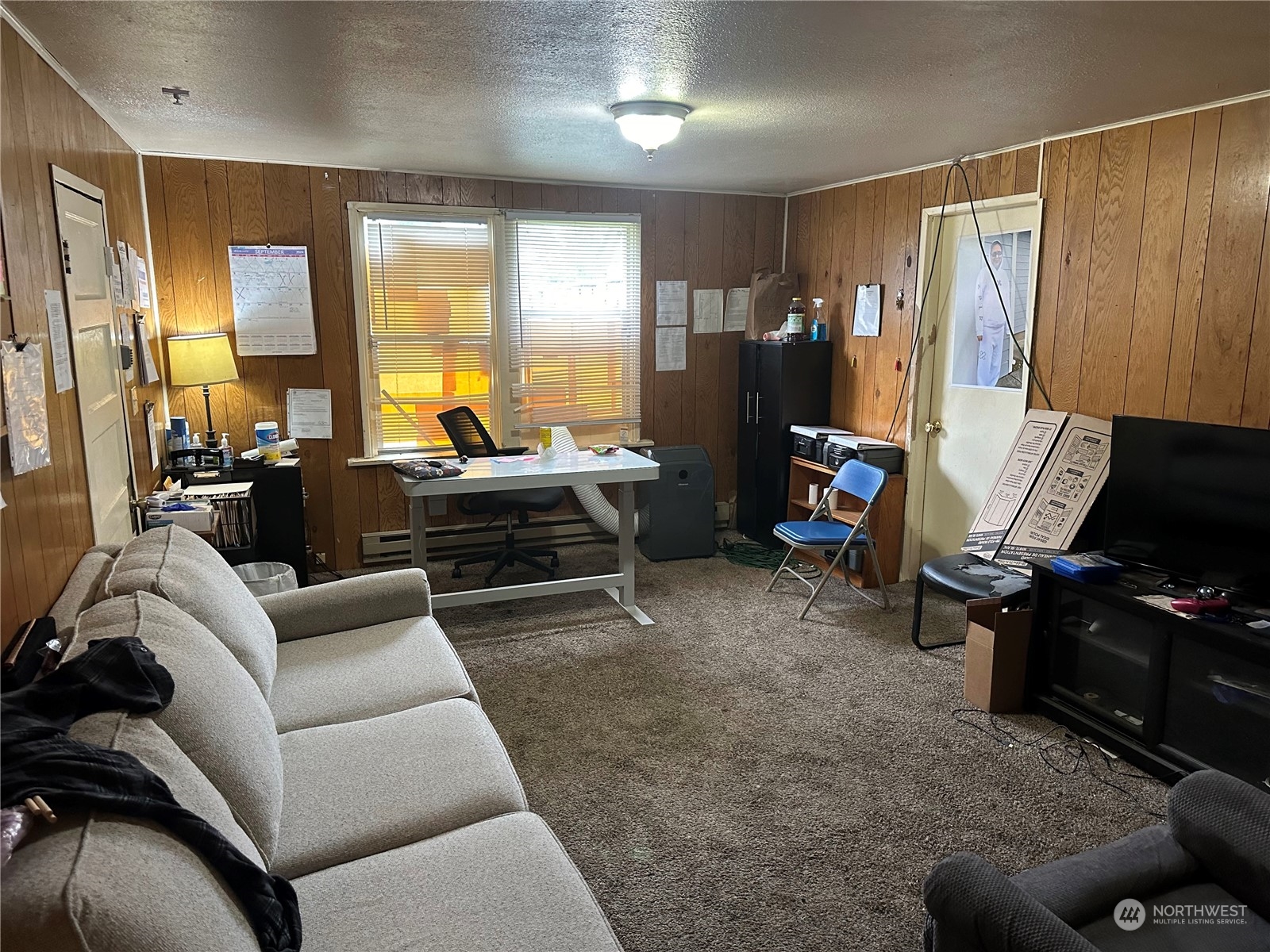 2514 Harrison Avenue Everett, WA 98201 - Photo 6 of 24