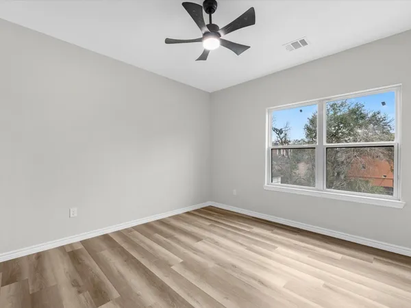 $6,000 | 1317 West Bell Street, Houston, TX 77019