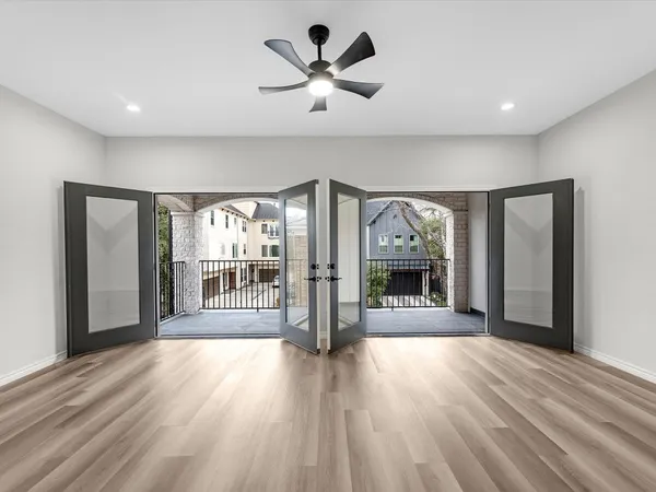 $6,000 | 1317 West Bell Street, Houston, TX 77019