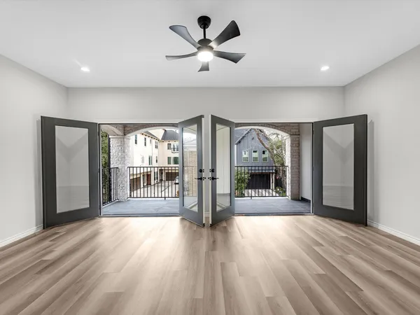 $6,000 | 1317 West Bell Street, Houston, TX 77019