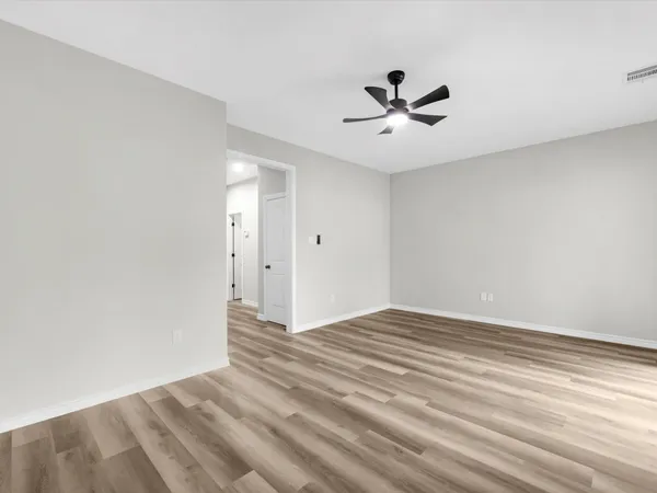 $6,000 | 1317 West Bell Street, Houston, TX 77019