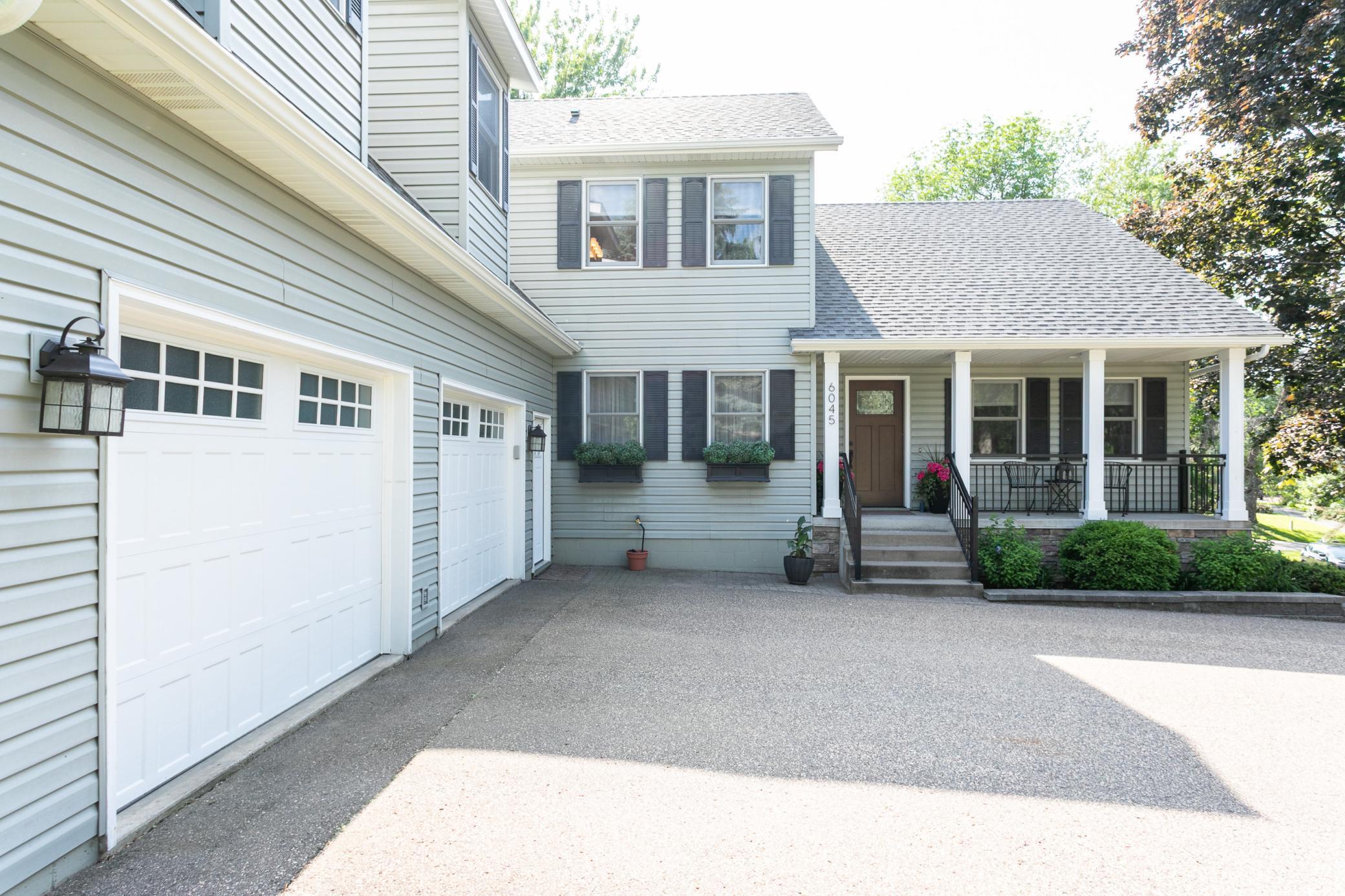6045 Galpin Lake Road Excelsior, MN 55331 - Photo 3 of 61 Gallery Image 3