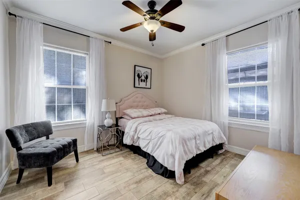 $2,850 | 9007 Beverly Hill Street, Houston, TX 77063