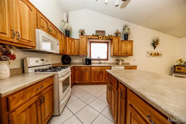 $399,000 | 117 Northwoods Drive, Troy, IL 62294
