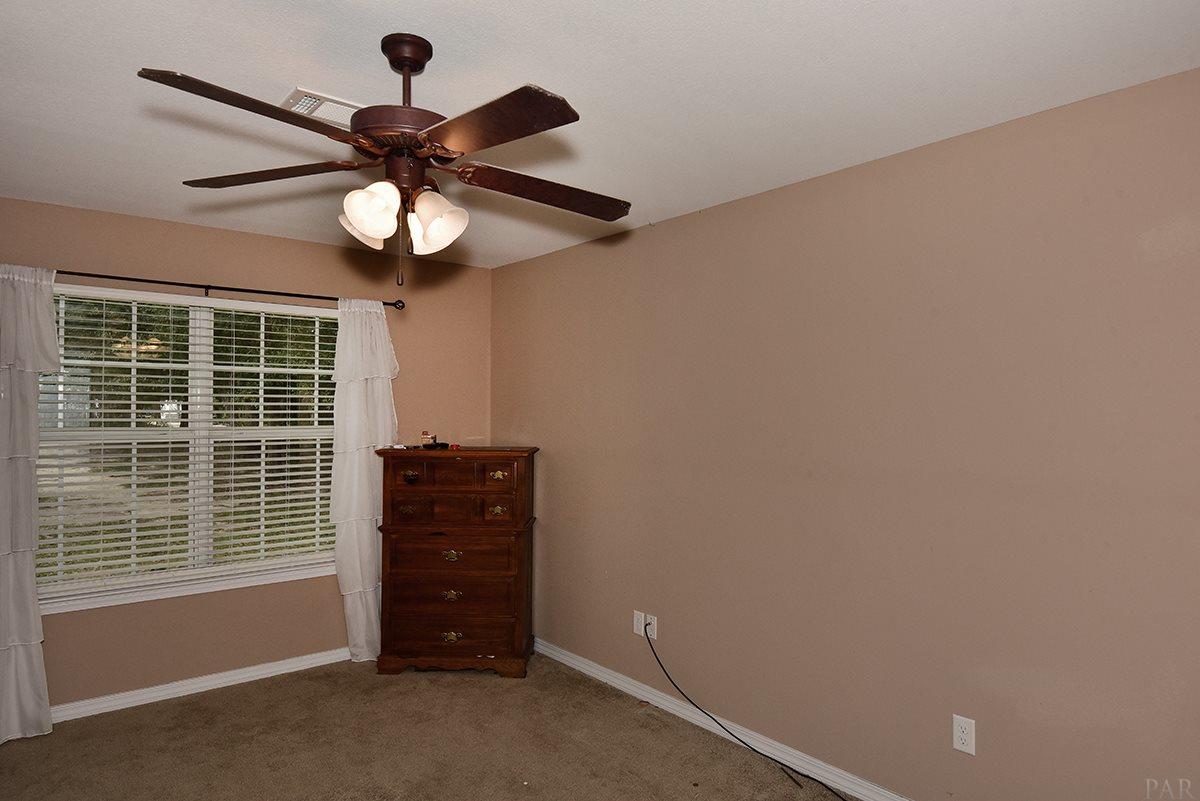 4925 Kolb Road Milton, FL 32570 - Photo 3 of 13
