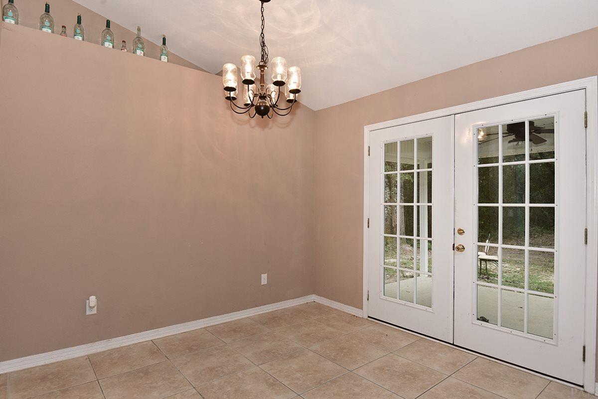 4925 Kolb Road Milton, FL 32570 - Photo 5 of 13
