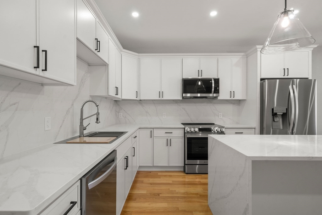 60 Stanley Street, Unit 301 Boston, MA 02125 - Photo 3 of 16