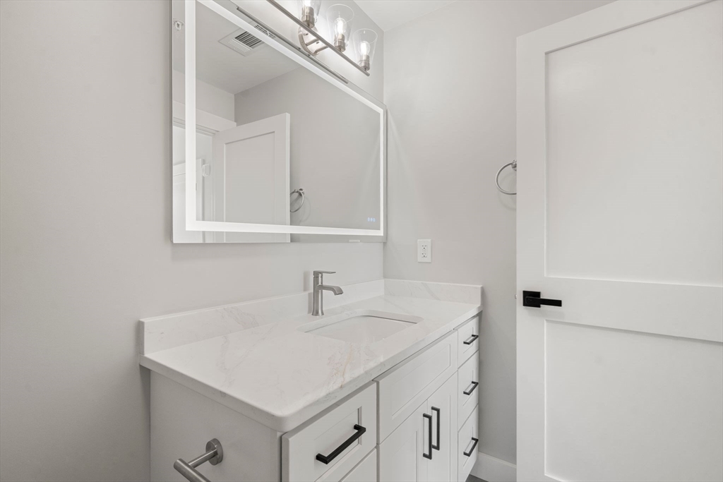 60 Stanley Street, Unit 301 Boston, MA 02125 - Photo 10 of 16