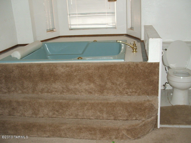 912 South Cody Loop Road Oracle, AZ 85623 - Photo 6 of 9