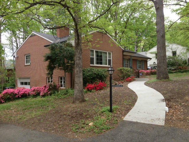 3729 Heatherton Road Southwest Roanoke, VA 24014 - Photo 1 of 29 Heatherton 7