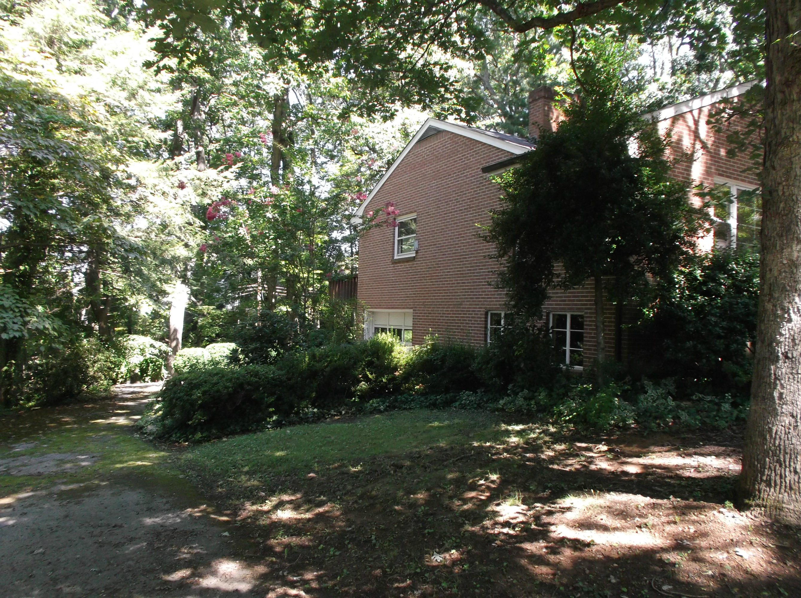 3729 Heatherton Road Southwest Roanoke, VA 24014 - Photo 5 of 29 DSCF1094