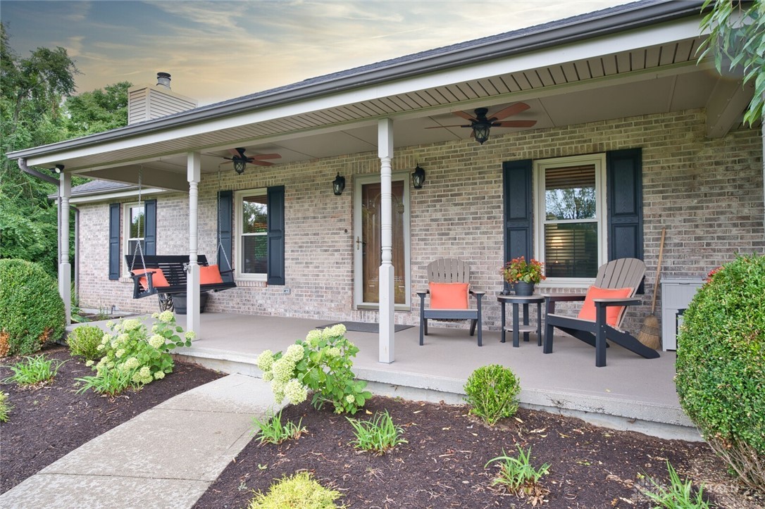 8610 Crossley Road Springboro, OH 45066 - Photo 9 of 64 Gallery Image 9