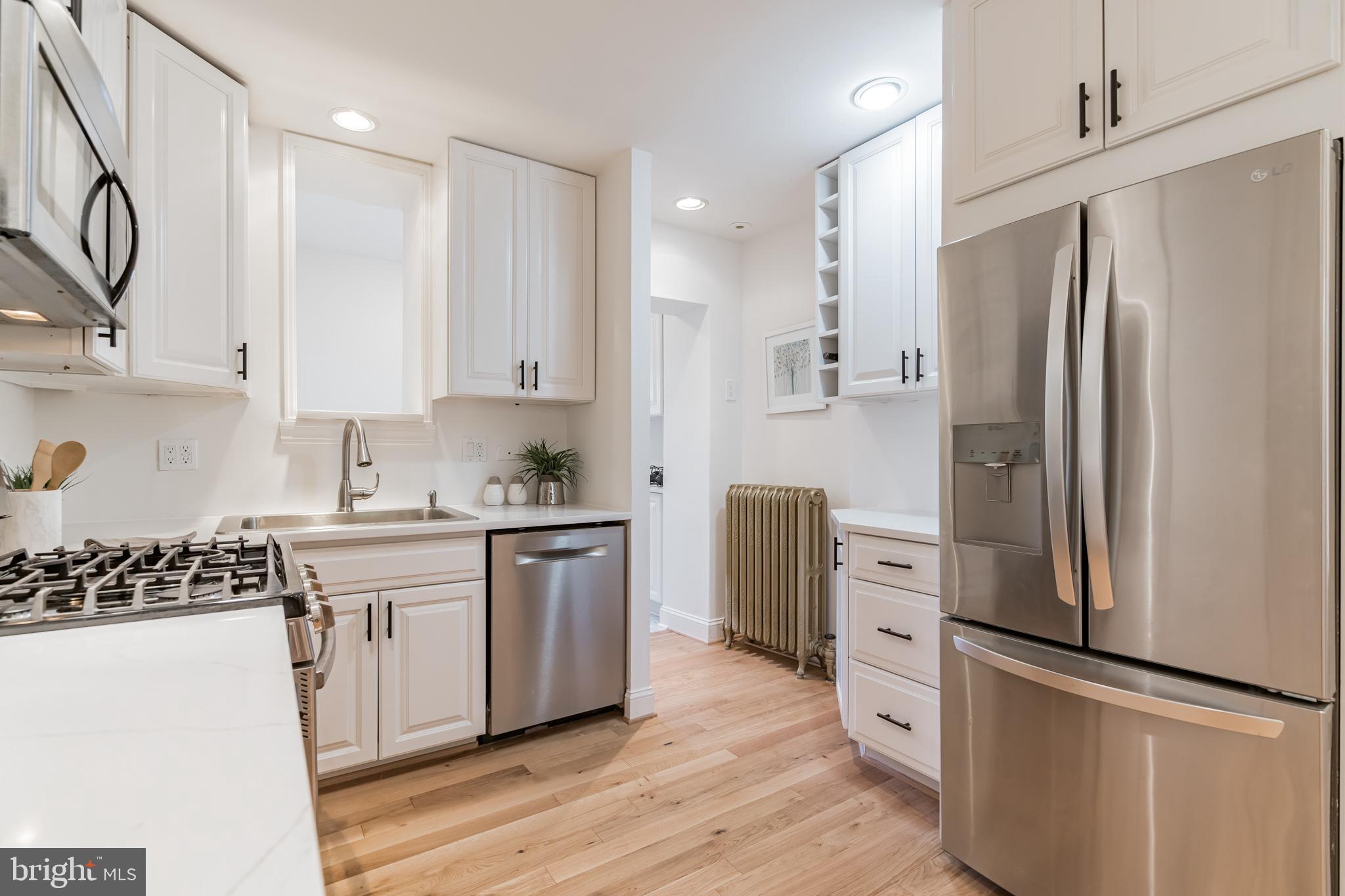 332 11th Street Northeast Washington, DC 20002 - Photo 13 of 30 Kitchen