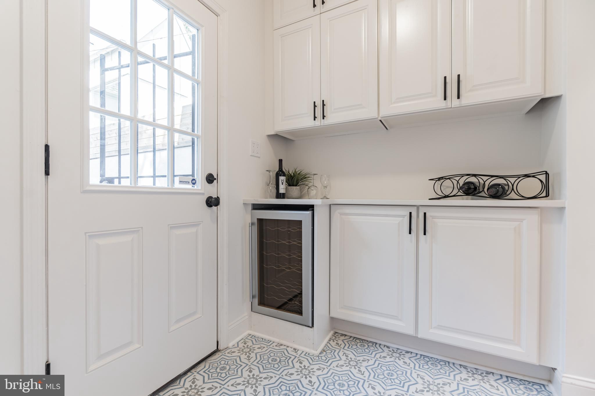 332 11th Street Northeast Washington, DC 20002 - Photo 14 of 30 Kitchen