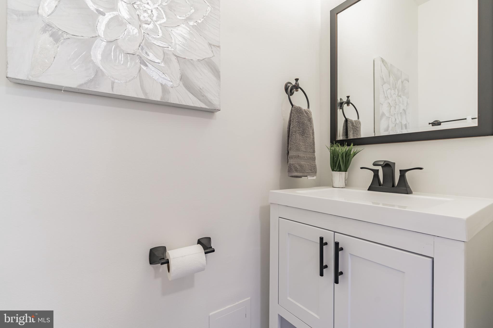 332 11th Street Northeast Washington, DC 20002 - Photo 15 of 30 Half Bath