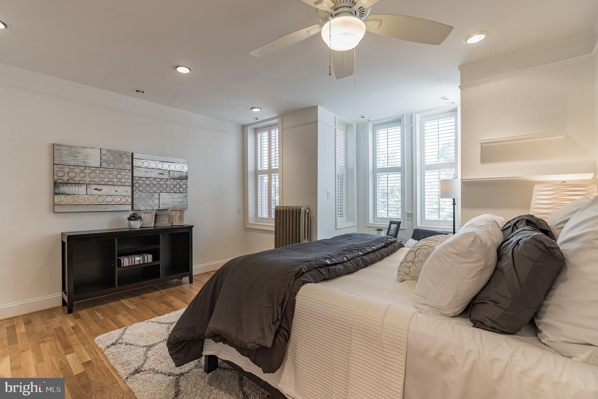 332 11th Street Northeast Washington, DC 20002 - Photo 17 of 30 Bedroom (Master)