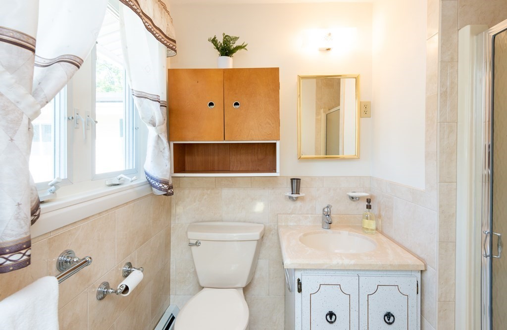 5 Wellesley Road Beverly, MA 01915 - Photo 36 of 42 Gallery Image 36