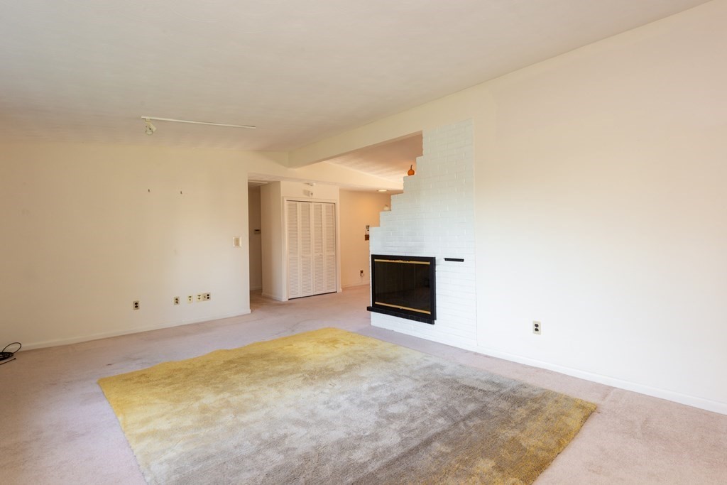 5 Wellesley Road Beverly, MA 01915 - Photo 10 of 42 Gallery Image 10