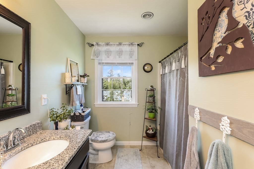 80 Forbes Road Rochester, MA 02770 - Photo 28 of 42