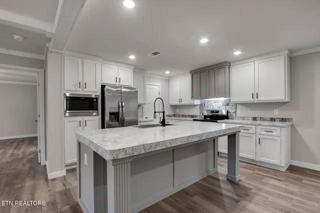 $224,900 | 297 Wilkins Avenue, Etowah, TN 37331