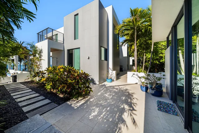 $12,950,000 | 19 Avacado Street, Islamorada, FL 33036