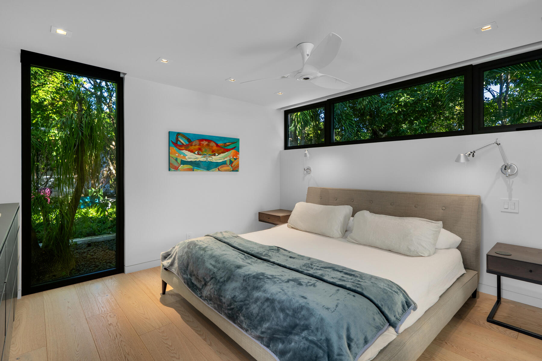 19 Avacado Street Islamorada, FL 33036 - Photo 63 of 104 a bedroom with a bed and a large window