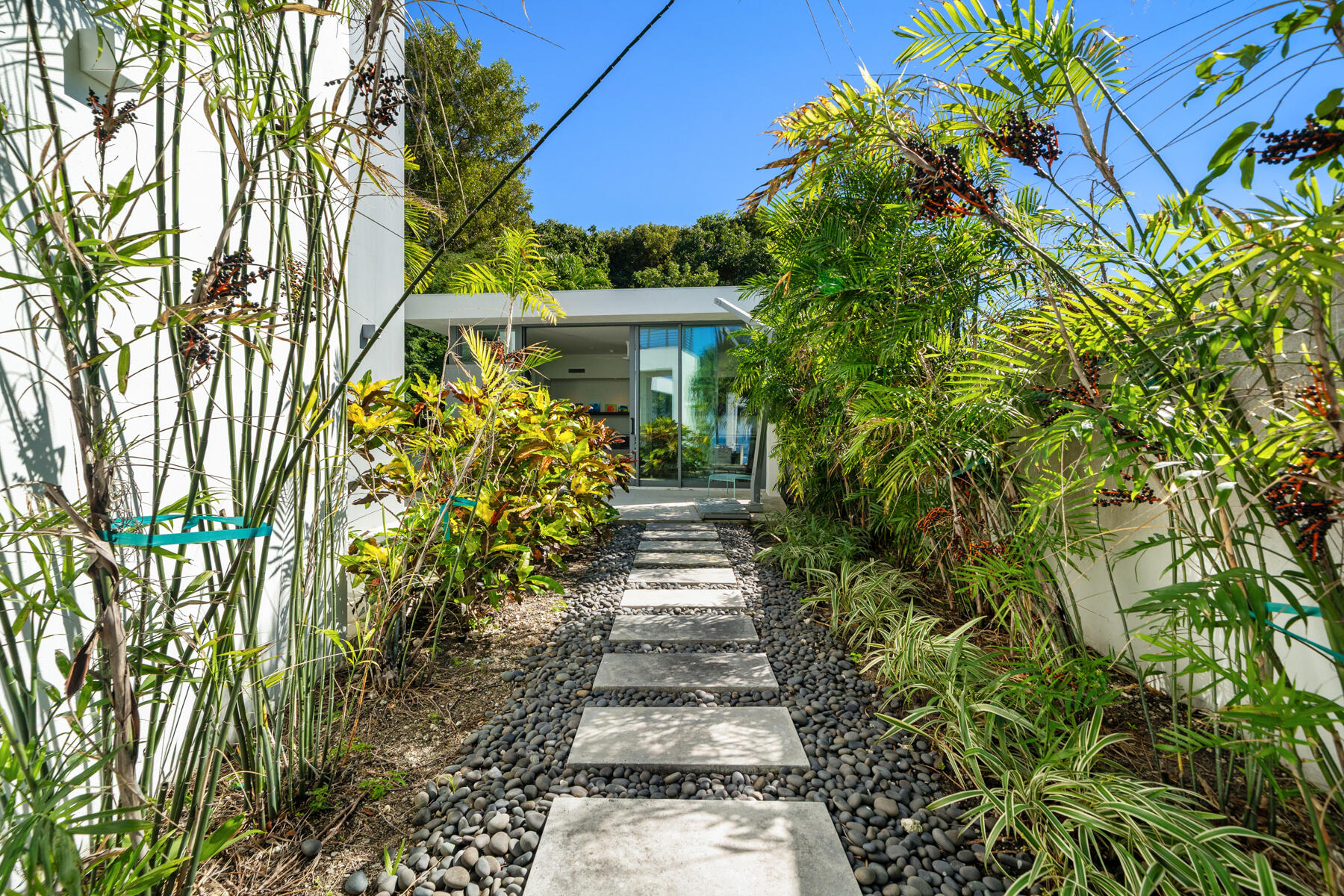 19 Avacado Street Islamorada, FL 33036 - Photo 68 of 104 19 Avacado St