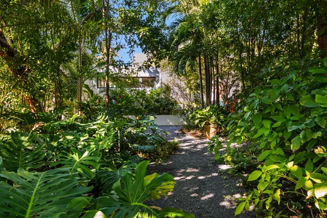 $12,950,000 | 19 Avacado Street, Islamorada, FL 33036