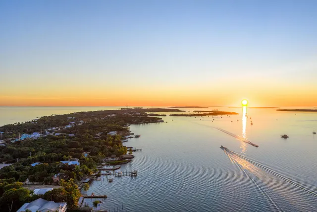 $12,950,000 | 19 Avacado Street, Islamorada, FL 33036