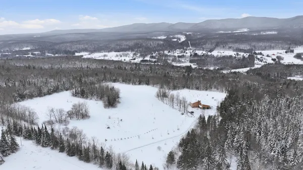 $959,900 | 1090 Center Road, Unit 1, Albany, VT 05845