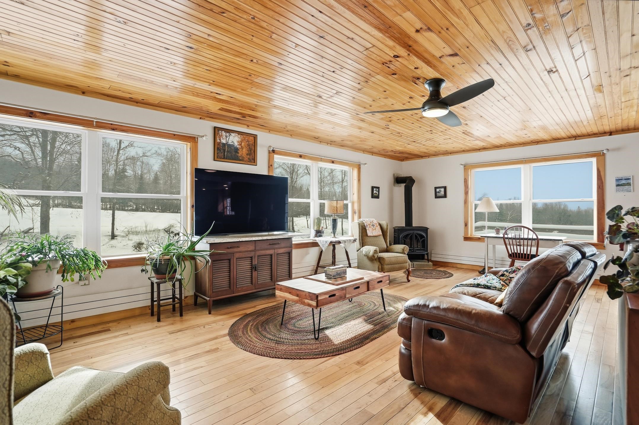 1090 Center Road, Unit 1 Albany, VT 05845 - Photo 5 of 57