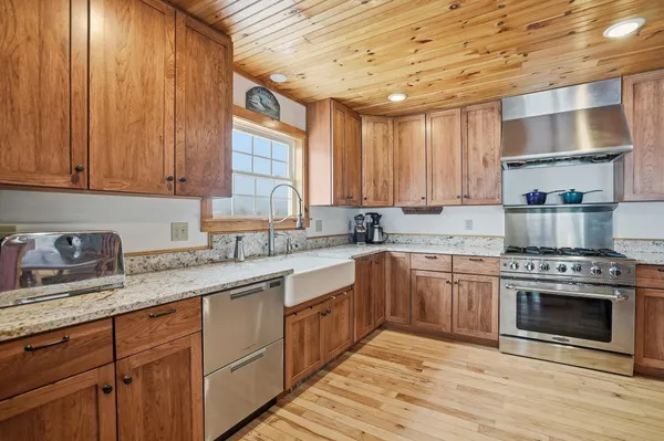 $959,900 | 1090 Center Road, Unit 1, Albany, VT 05845