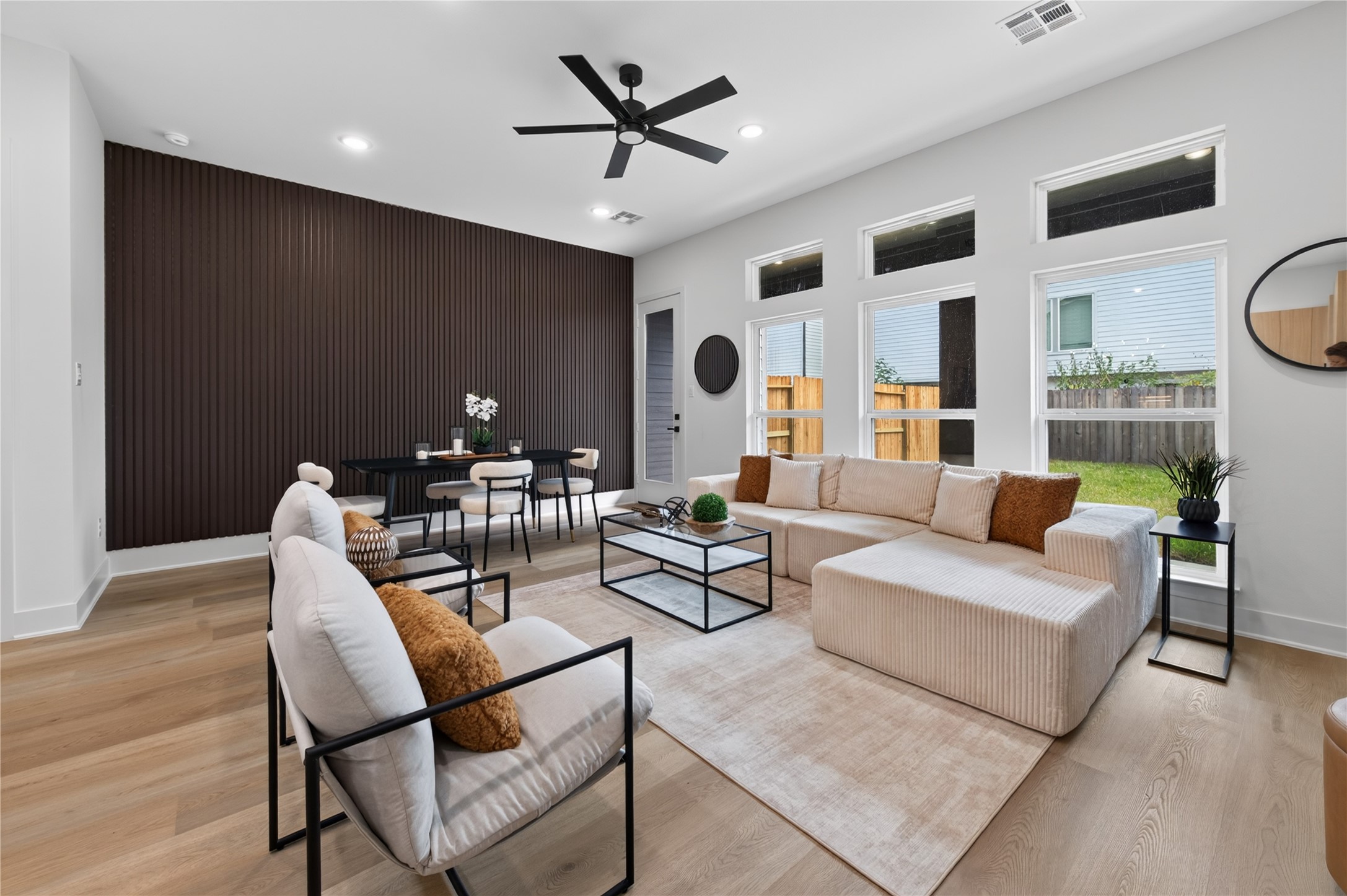 14101 Bridgeport Road Houston, TX 77047 - Photo 10 of 39 Gallery Image 10