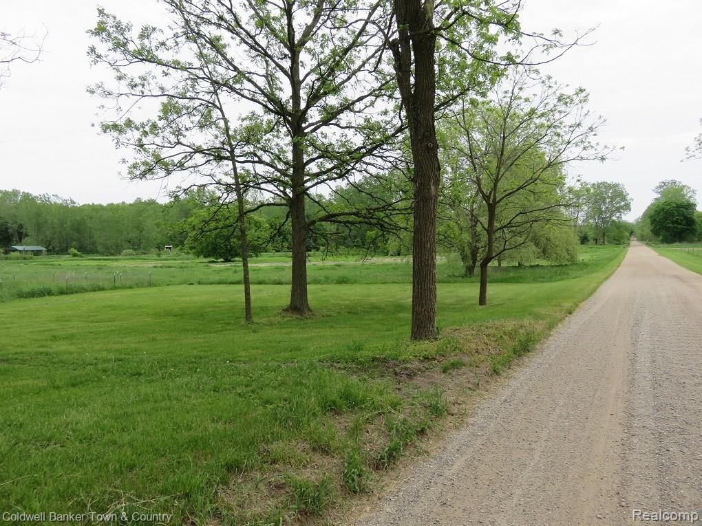 9670 Roberts Road Gregory, MI 48137 - Photo 8 of 26 Roberts Rd.jpg