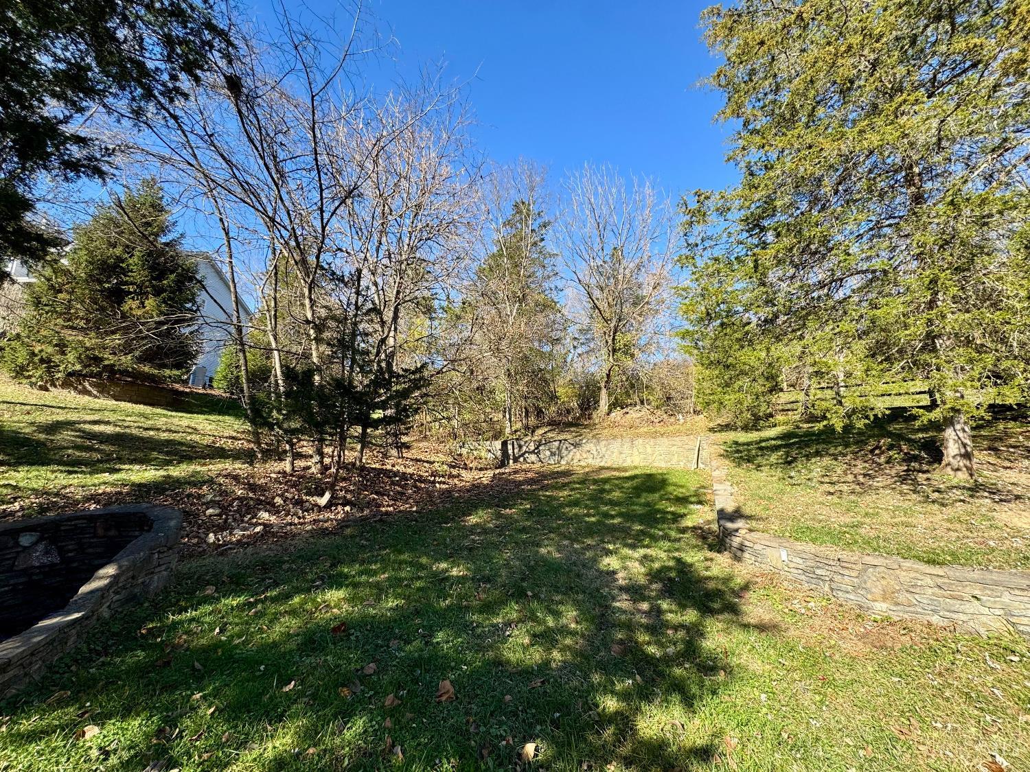 6163 Sheed Road Cincinnati, OH 45247 - Photo 4 of 28