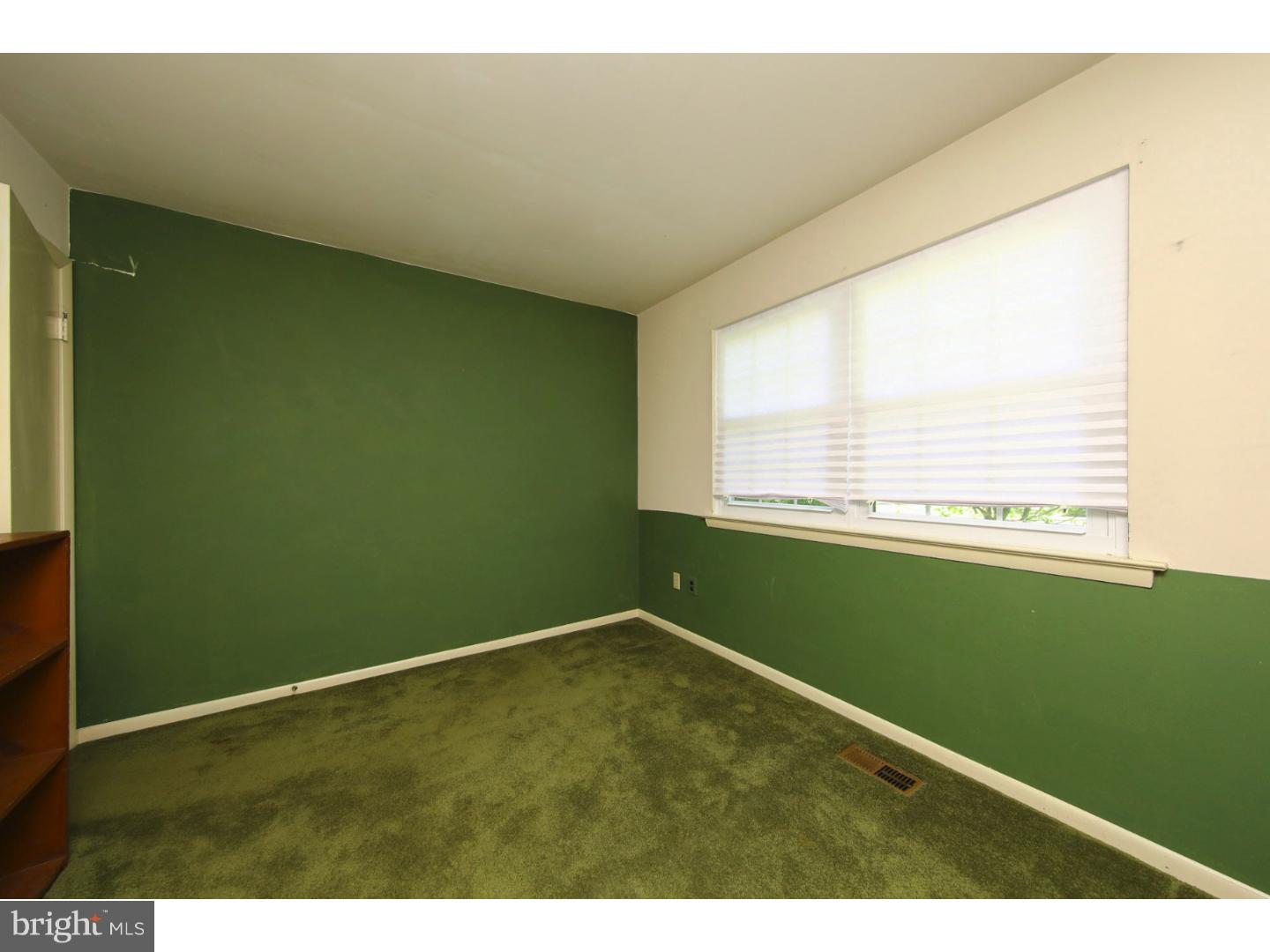 542 Coach Road Horsham, PA 19044 - Photo 10 of 15 Gallery Image 10