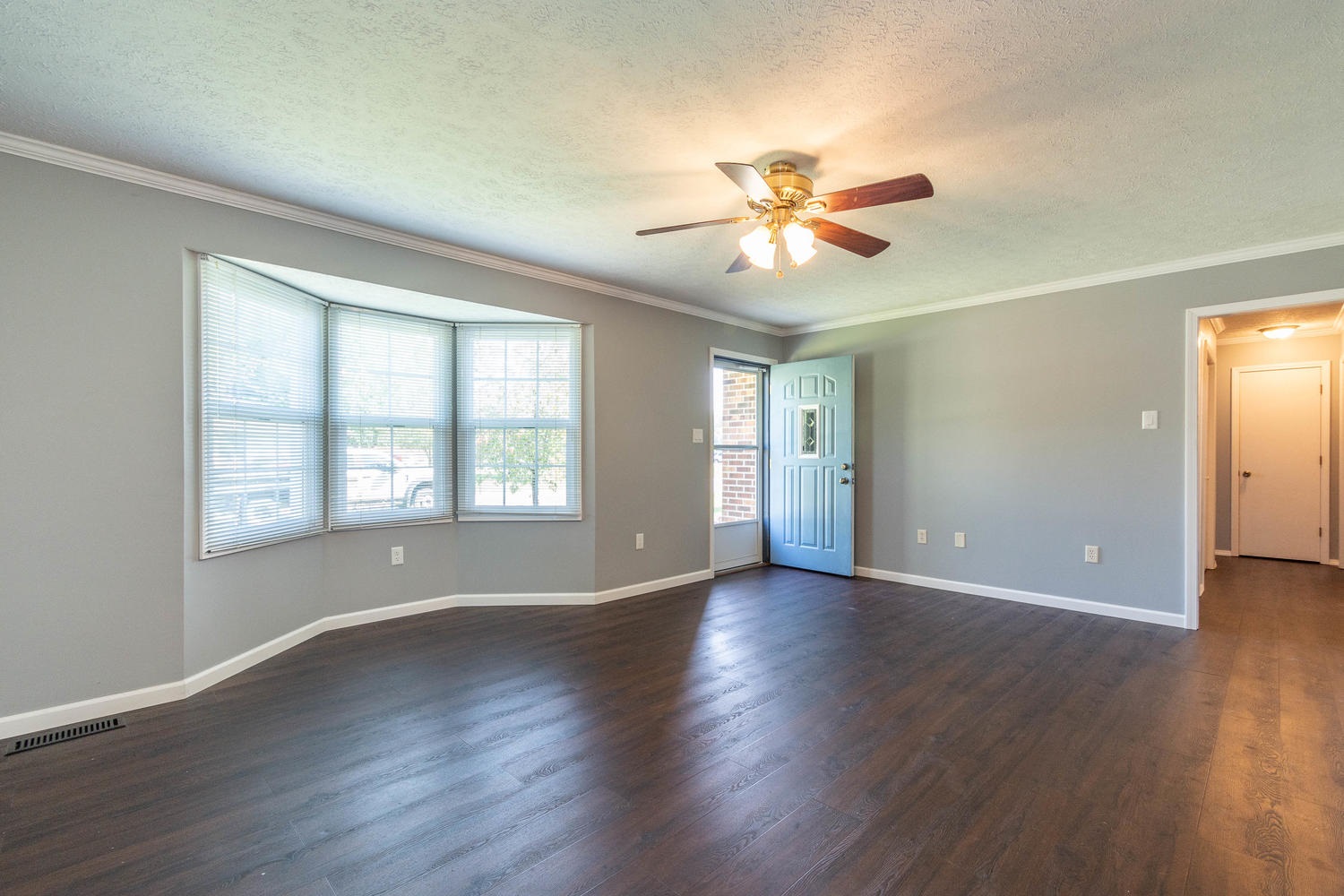 3476 Westward Road Spencer, IN 47460 - Photo 4 of 27