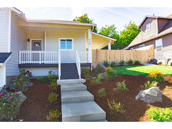 $489,900 | 240 Southwest Jefferson Street, Sheridan, OR 97378