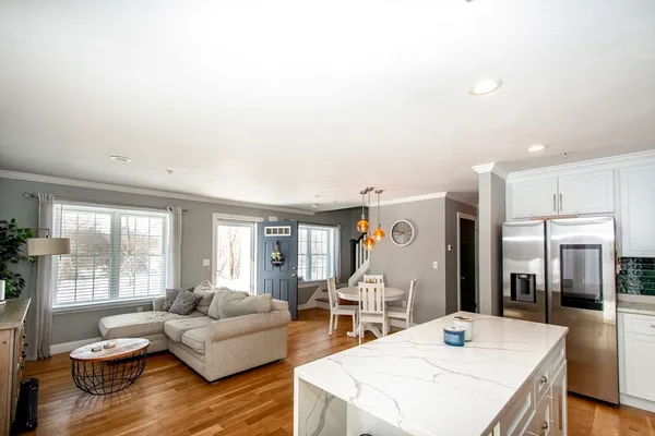 $3,000 | 138 Elm Street, Unit 30, Kingston, MA 02364
