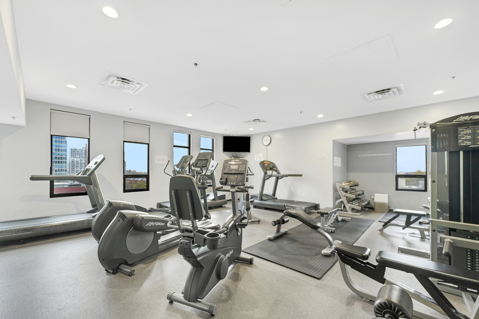 1255 South State Street, Unit 903 Chicago, IL 60605 - Photo 19 of 22