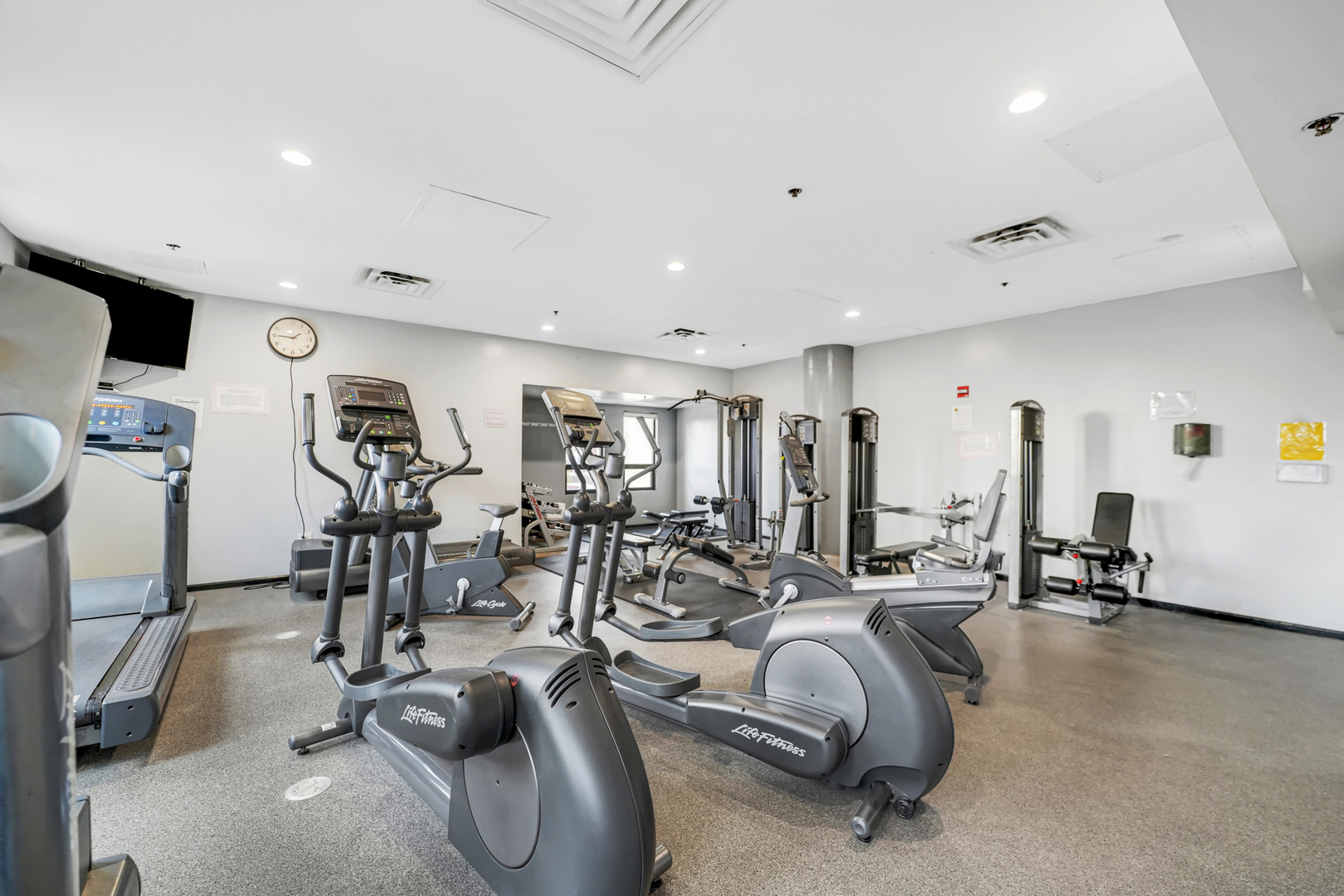 1255 South State Street, Unit 903 Chicago, IL 60605 - Photo 20 of 22