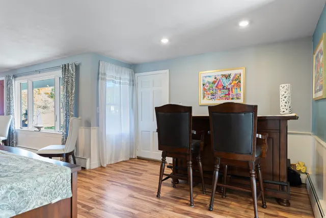 $1,100,000 | 227 Portsmouth Avenue, Stratham, NH 03885