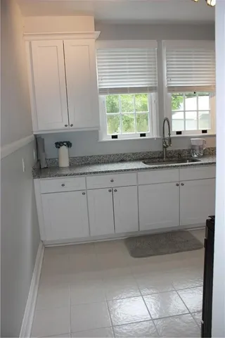 $2,300 | 404 Ridgelake Drive, Metairie, LA 70001