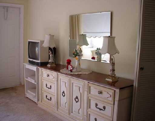 1420 High Point Way, Unit B Delray Beach, FL 33445 - Photo 8 of 10 Additional Photo