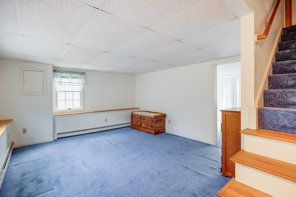 221 Camelback Road Barnstable, MA 02648 - Photo 24 of 31 an empty room with windows