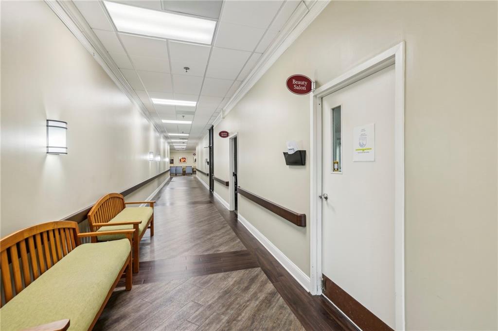 300 Johnson Ferry Road, Unit B804 Sandy Springs, GA 30328 - Photo 26 of 37